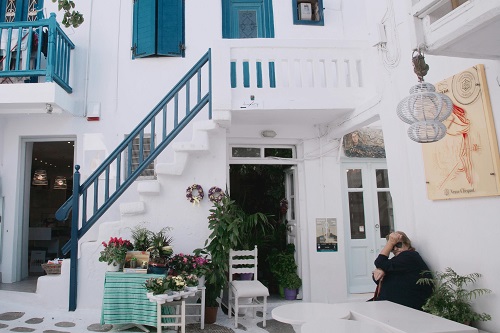 Greek Island Travel - Street View in Mykonos